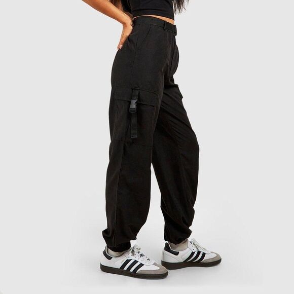 NWT Pretty Little Thing Buckle Cargo Pants Womens 6 Streetwear Skater Urban Y2K - Picture 2 of 13